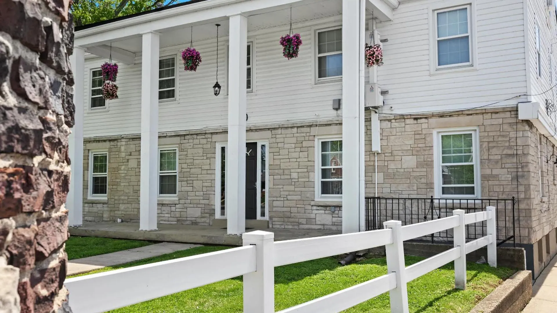 Daire Stylish Louisville Apt Near Downtown & Parking ABD